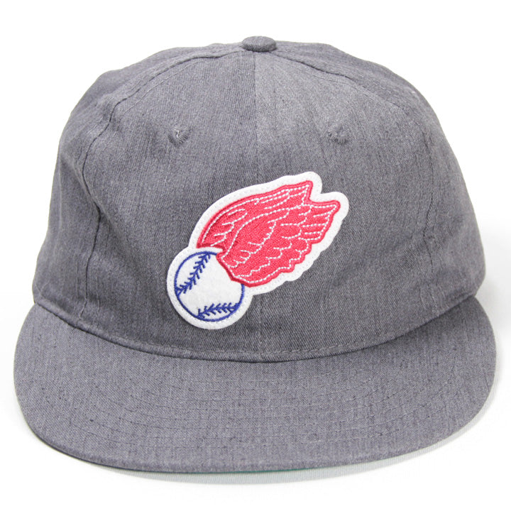 Caps