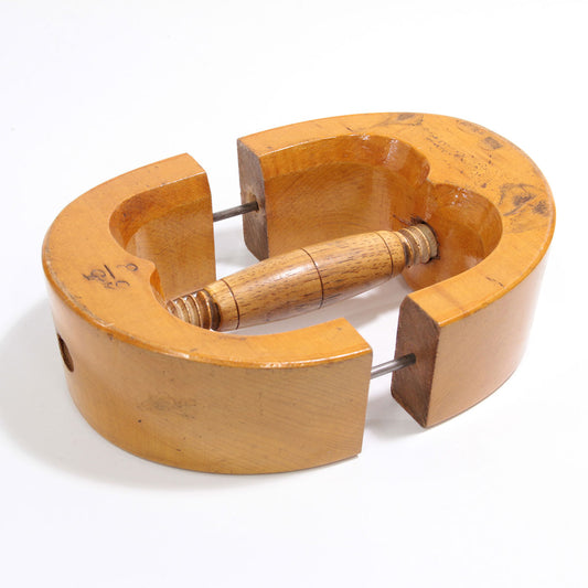 Wood handle hat stretcher